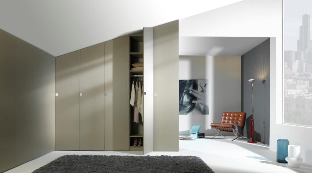 kasten-06-1600x890